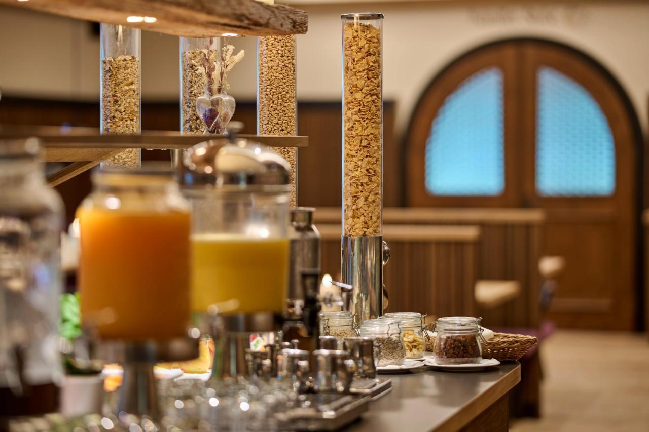 Hotel Bannwaldsee Хальблех Экстерьер фото